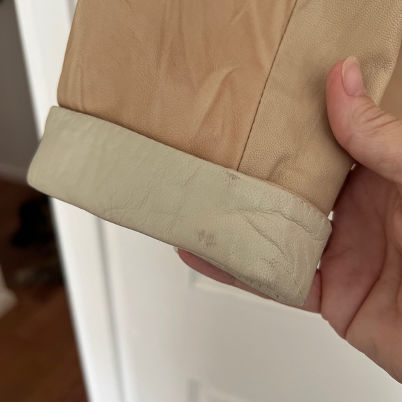 Tan/Cream leather coat, size L (approximately size 10-12 US) - Picture 9 of 11